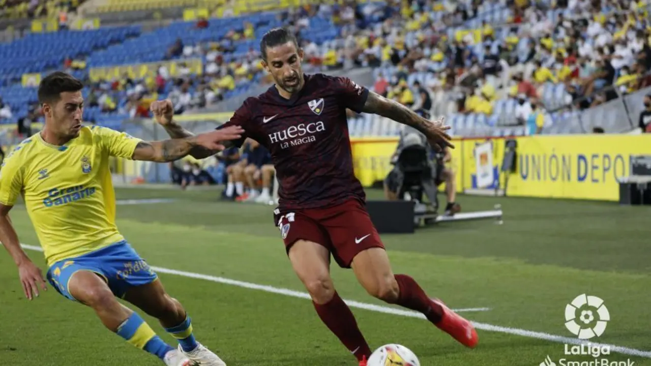 Marc Mateu volvi&oacute; a ser de lo m&aacute;s destacado de la SD Huesca, esta vez ante Las Palmas. | Foto: LaLiga