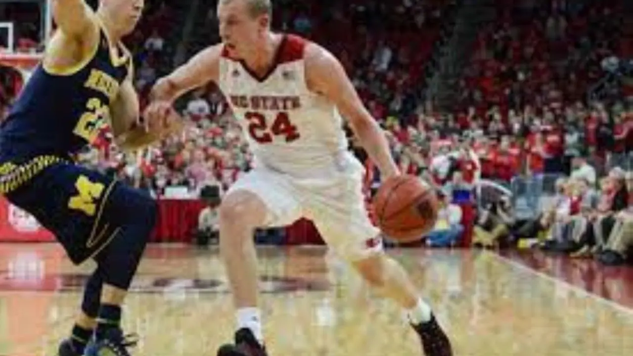 Maverick Rowan tiene muchas opciones de quedarse en el Pe&ntilde;as. Foto: Rob Kinnan / USA Today Sports