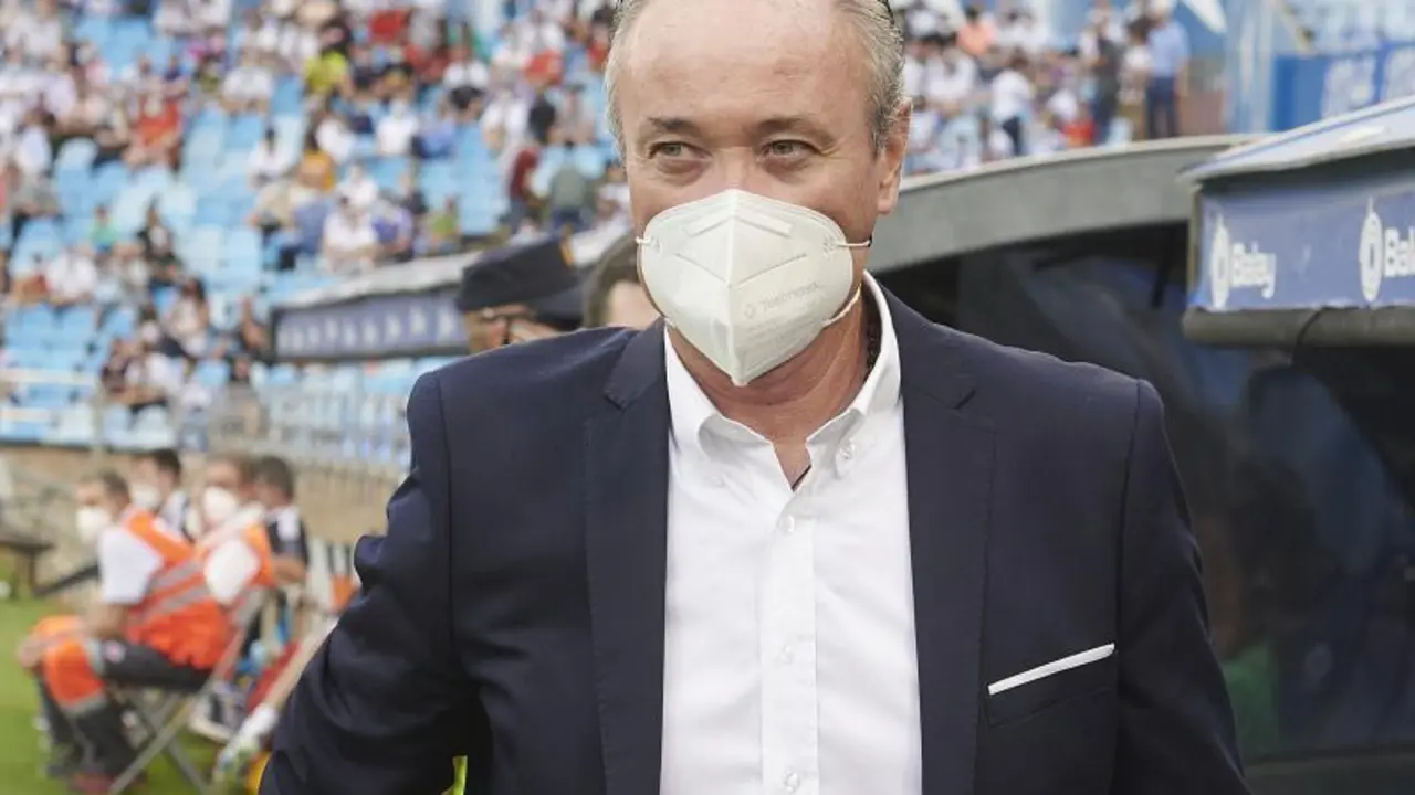 JIM antes del inicio del duelo frente al Oviedo | Foto: Real Zaragoza