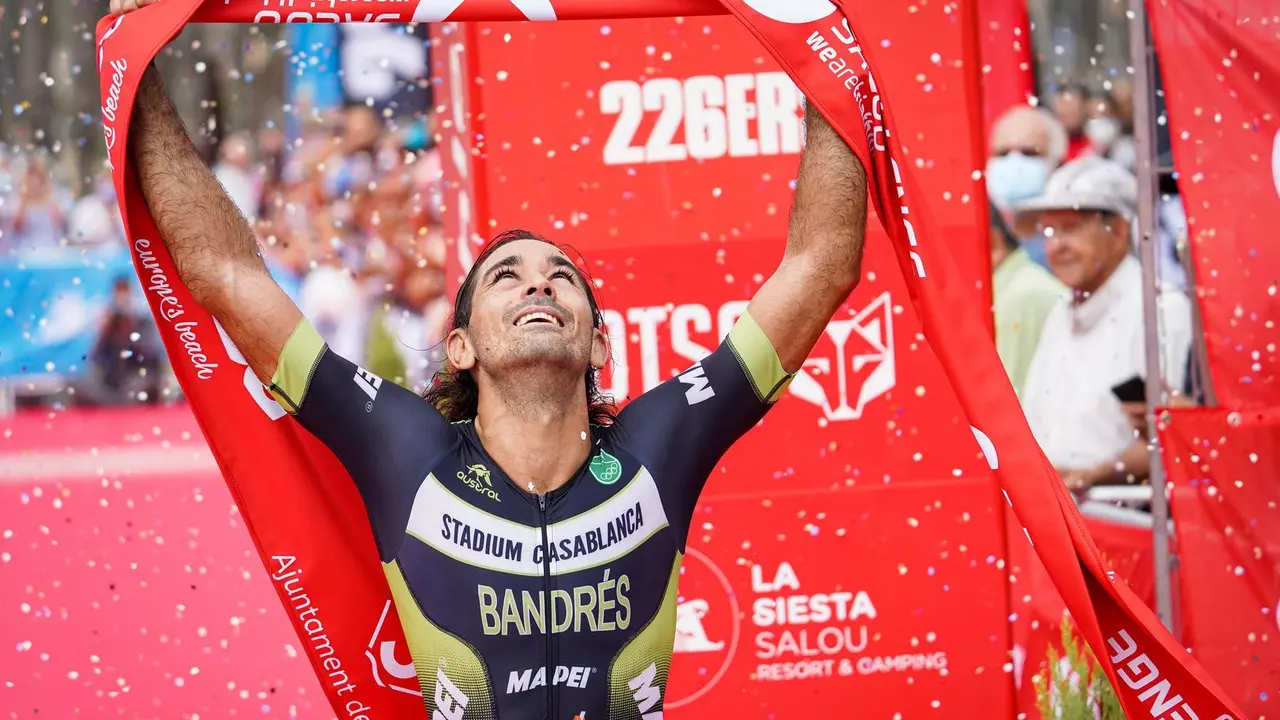 Luis Bandr&eacute;s entra victorioso en la prueba corta del Challenge Salou. Fpto: Cedida