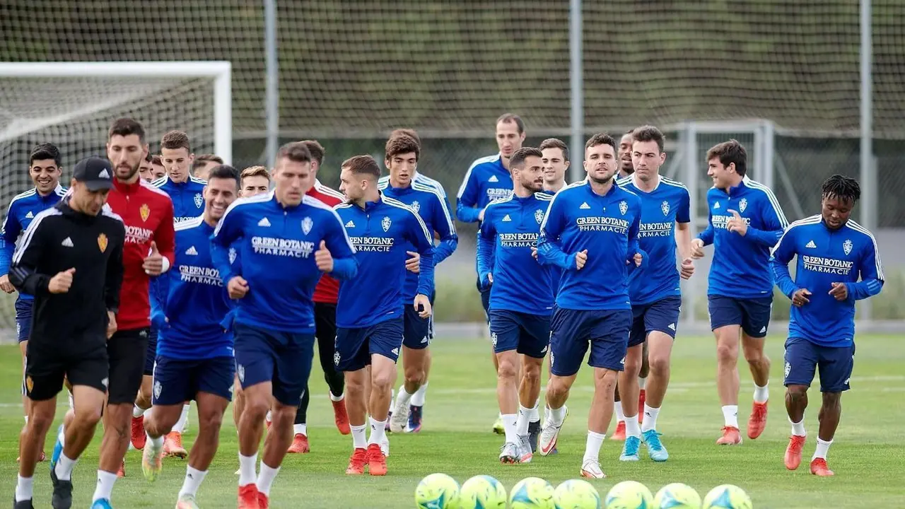 El Real Zaragoza en el &uacute;ltimo entrenamiento | Foto: Real Zaragoza