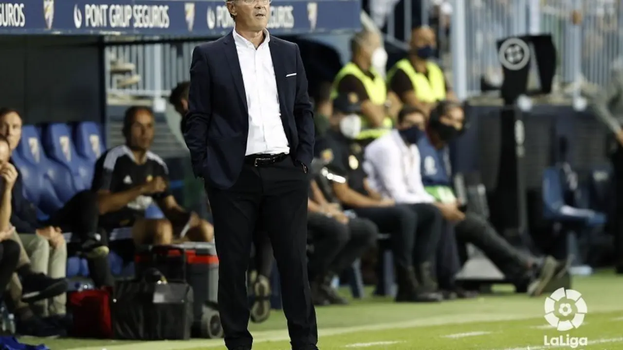 Juan Ignacio Mart&iacute;nez ante el M&aacute;laga |&nbsp;Liga SmartBank