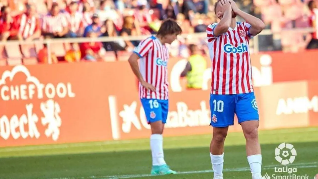 El exHuesca Samu Saiz jug&oacute; un partido de play station contra el Huesca. Foto: LFP