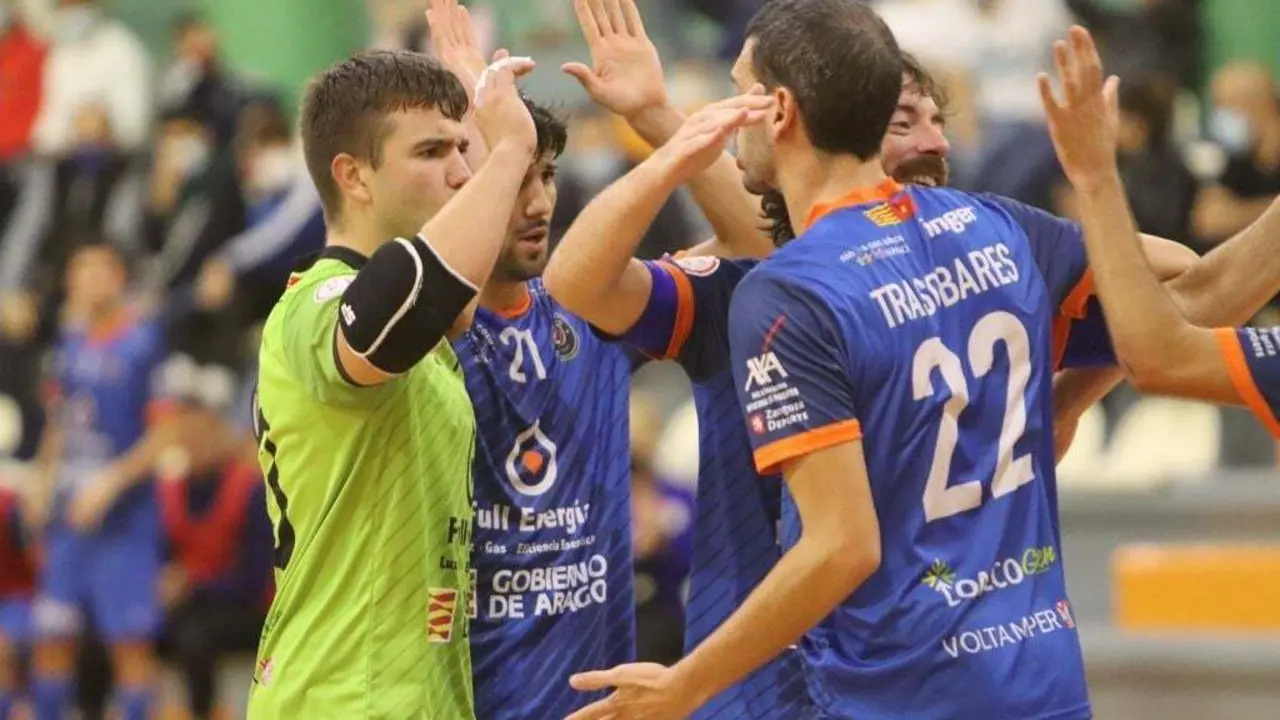Los jugadores celebran un gol esta temporada. Foto: Andrea Royo L&oacute;pez
