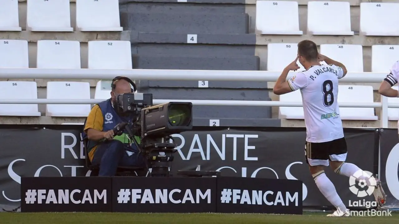 Valcarce, en la imagen, dinamit&oacute; al Huesca con dos goles. Foto: LaLiga