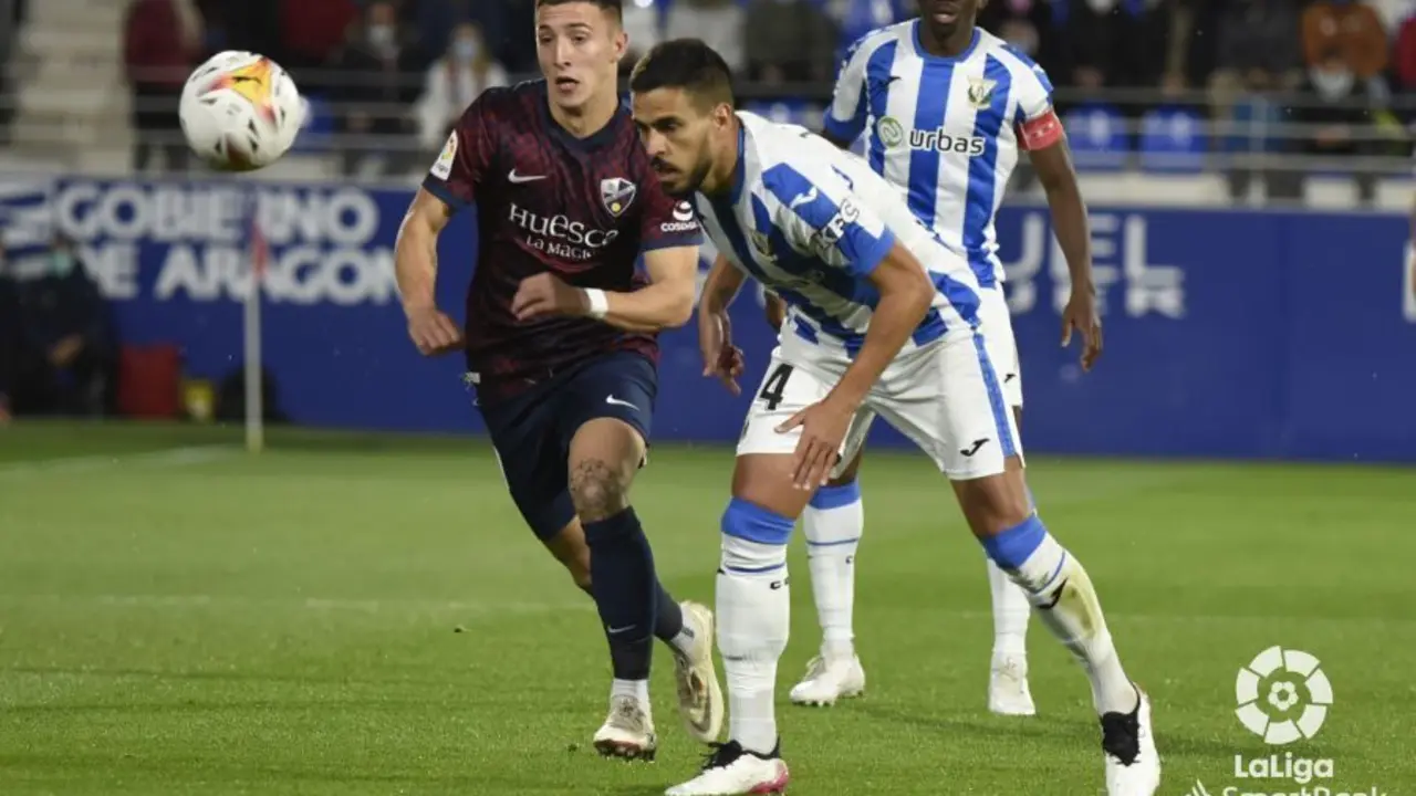 El Huesca perdi&oacute; el curso pasado los dos encuentros ante el Legan&eacute;s | Foto: LaLiga