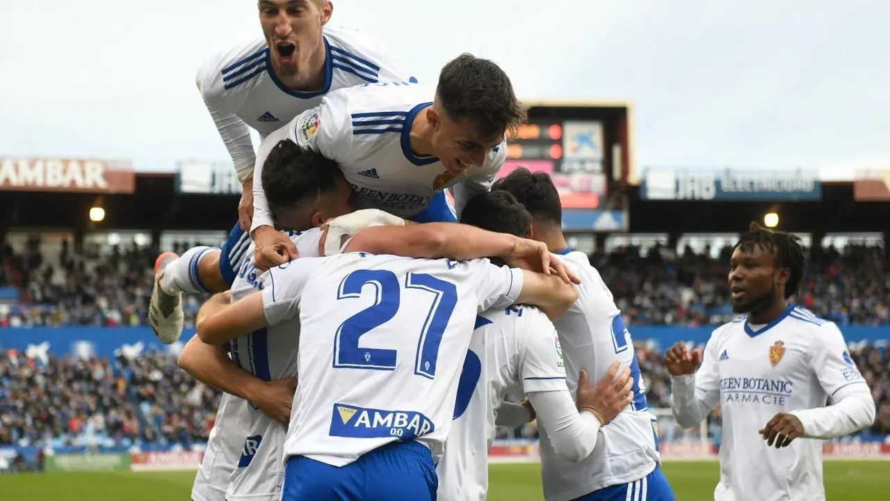 El Real Zaragoza celebra el gol de Borja S&aacute;inz contra el Sporting. Imagen: Real Zaragoza.