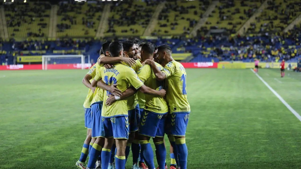 Los futbolistas de Las Palmas celebran un gol en el Estadio de Gran Canaria | Foto: UD Las Palmas