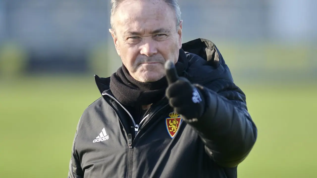 JIM levanta el pulgar en el &uacute;ltimo entrenamiento del Real Zaragoza | Foto: RZ