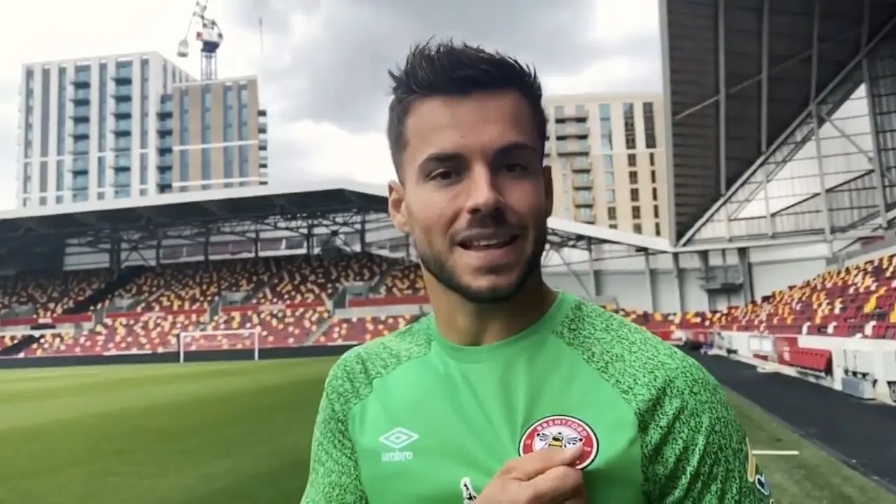 &Aacute;lvaro Fern&aacute;ndez  sigue perteneciendo a la SD Huesca, pero no quiere jugar en Segunda. Foto: Nuevecuatrouno