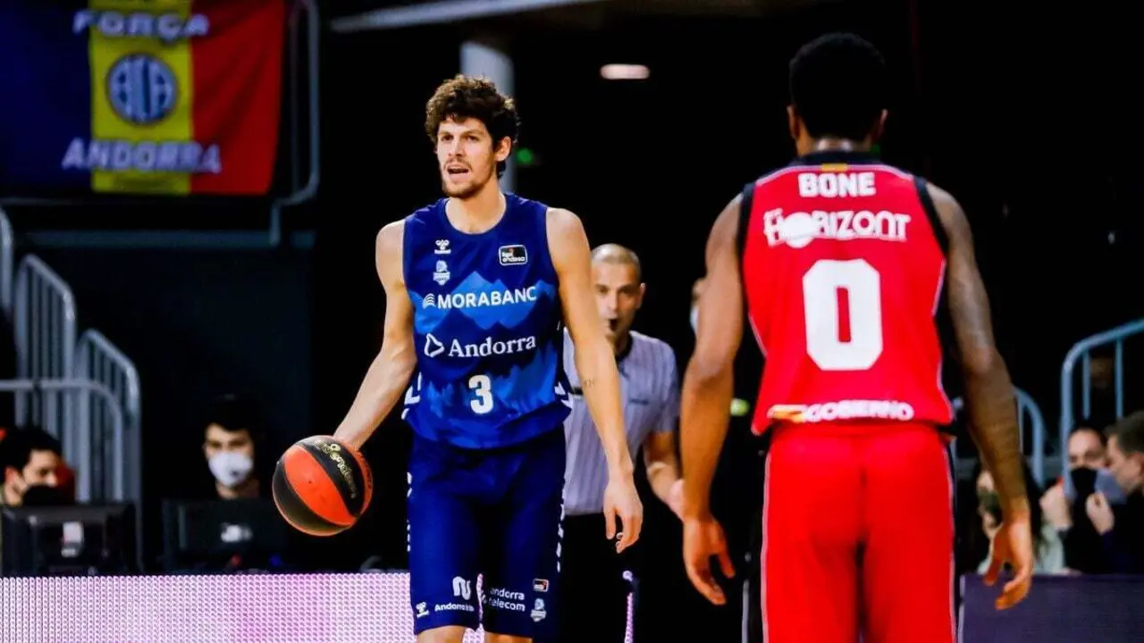 Jordan Bone, pendiente de Oriol Paul&iacute; | Foto: Albert Mart&iacute;n