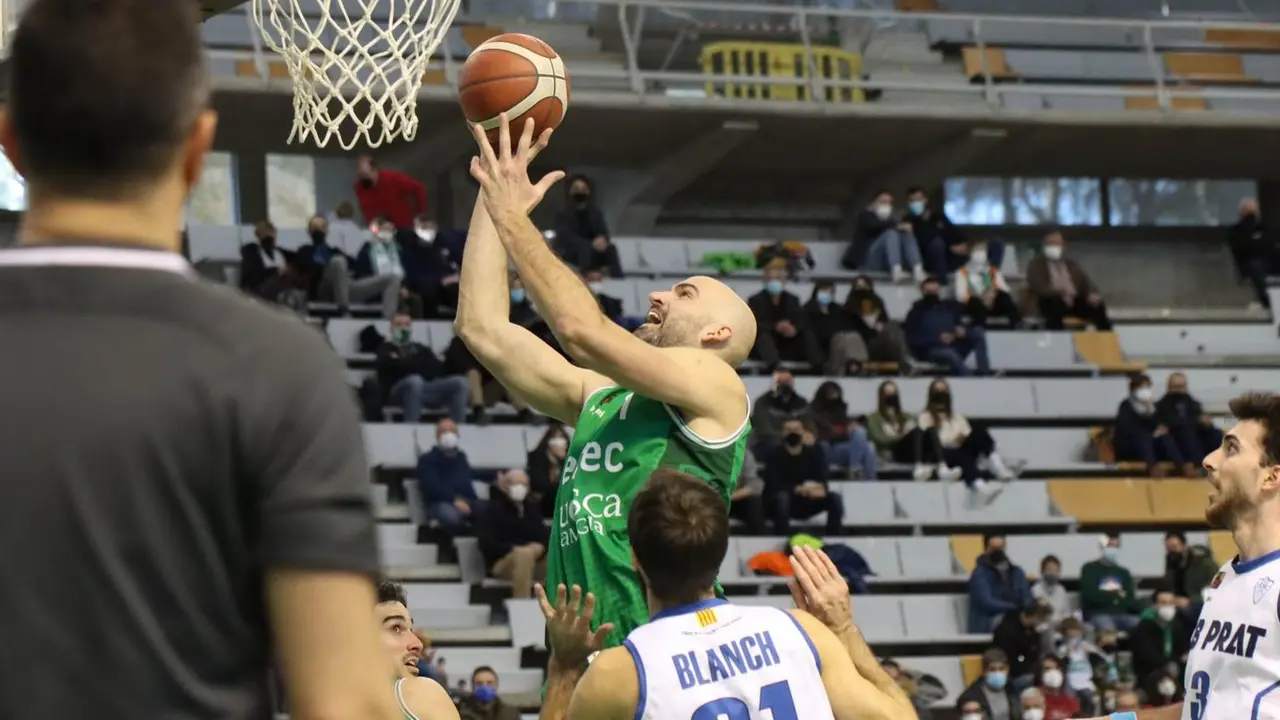 Xavi Rey, el pasado domingo ante Prat | Foto: Levitec Huesca