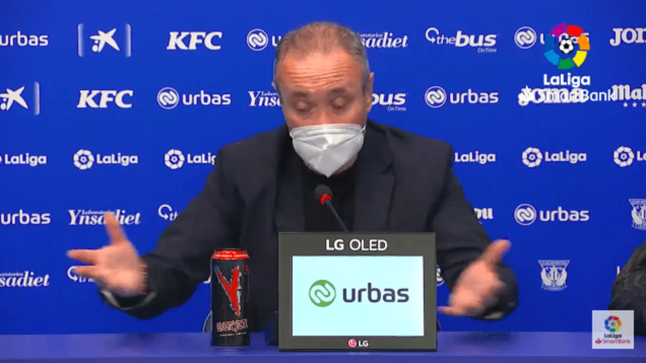Jim durante la rueda de prensa posterior al partido frente al CD Legan&eacute;s. Fuente: La Liga.
