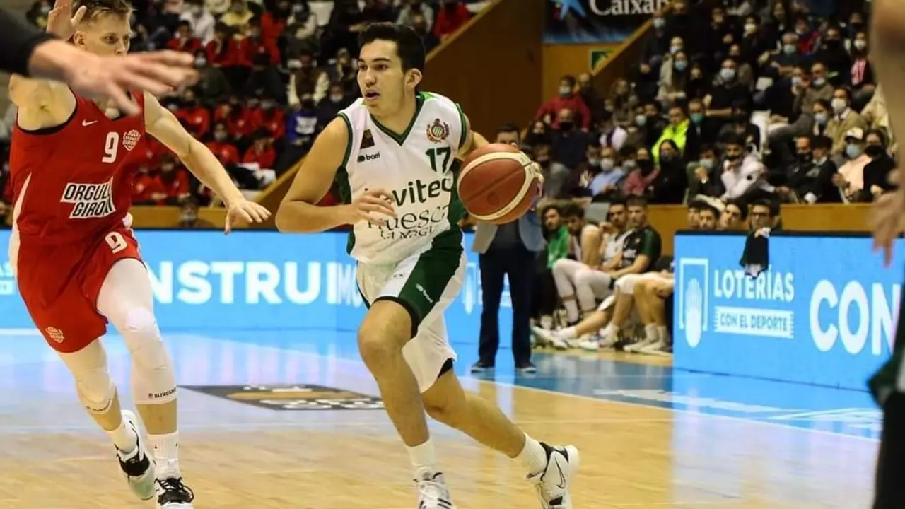 Pablo Gella, en un partido del Pe&ntilde;as ante Gerona. Foto: CB Pe&ntilde;as