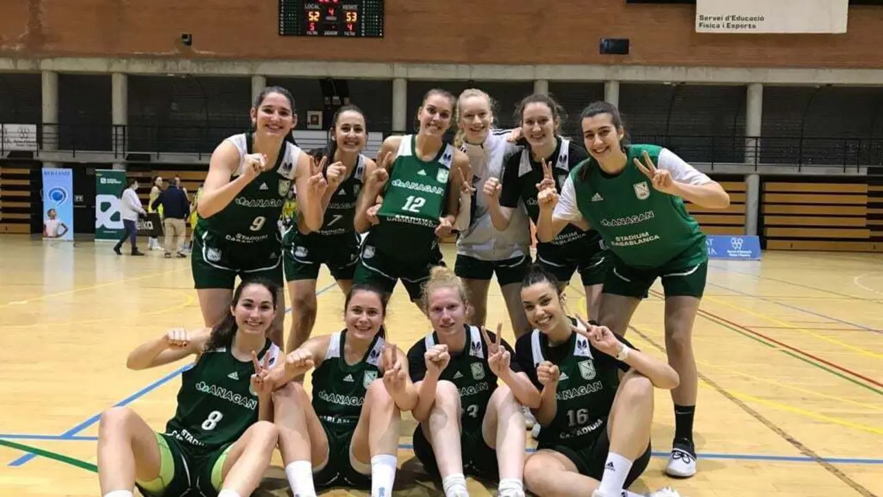 El equipo celebra la 12&ordf; victoria de la temporada | Foto: @STCBaloncesto