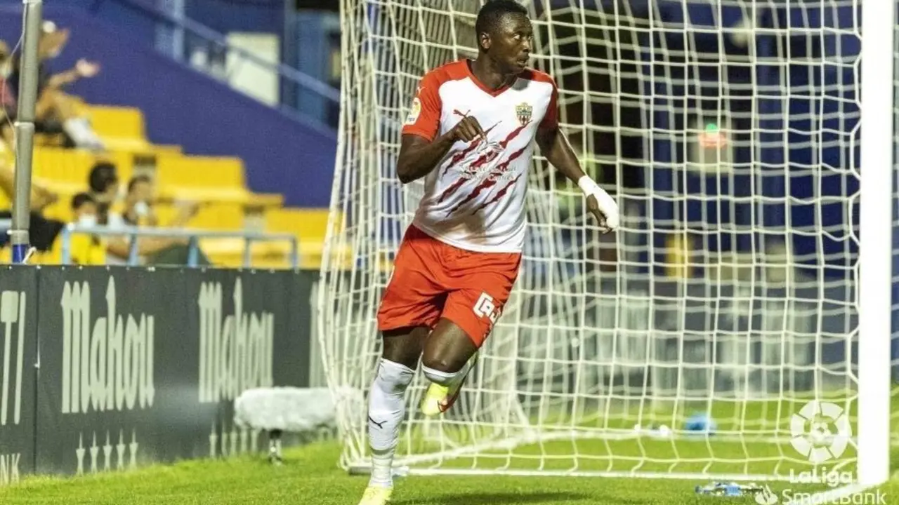 Xisco Mu&ntilde;oz ha dejado claro que Sadiq, en la imagen, es el jugador m&aacute;s desequilibrante de la categor&iacute;a. | Foto: La Liga