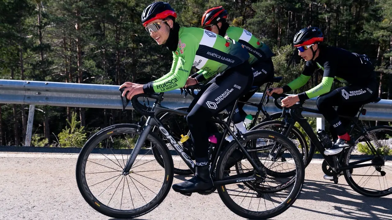 Los ciclistas del Huesca La Magia tienen un intenso fin de semana por delante. Foto: Cedida