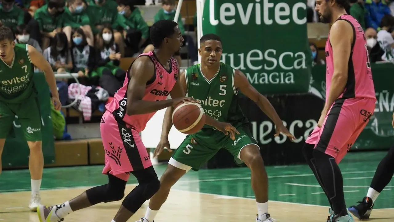 El Pe&ntilde;as necesita hilvanar un partido de 40 minutos de calidad para volver a ganar. Foto: C.Pascual