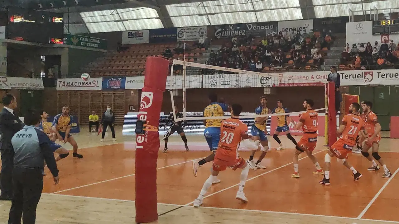 Gran victoria de los turolenses contra el Guaguas. | Foto: CV Teruel