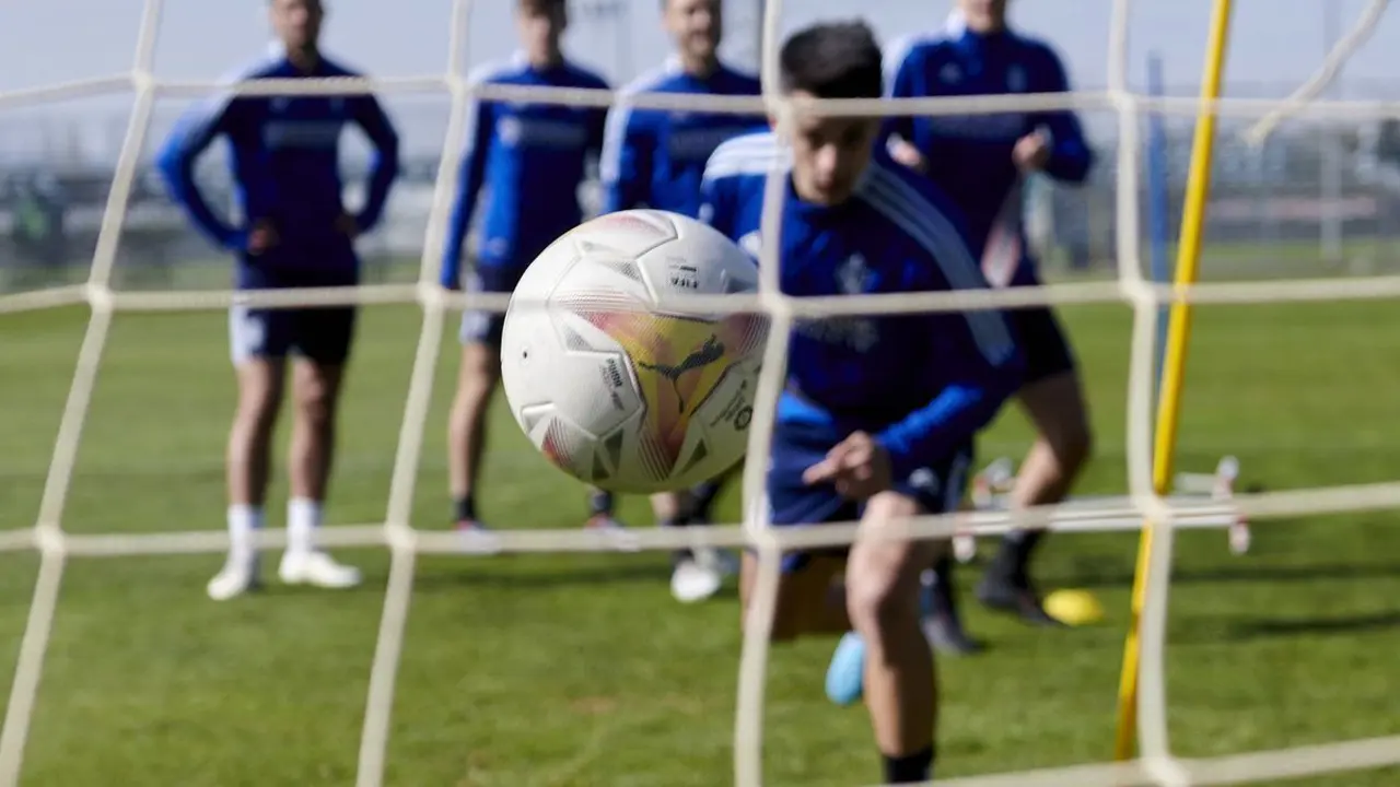 Los jugadores del Real Zaragoza entrenan en La Ciudad Deportiva | Foto: Real Zaragoza