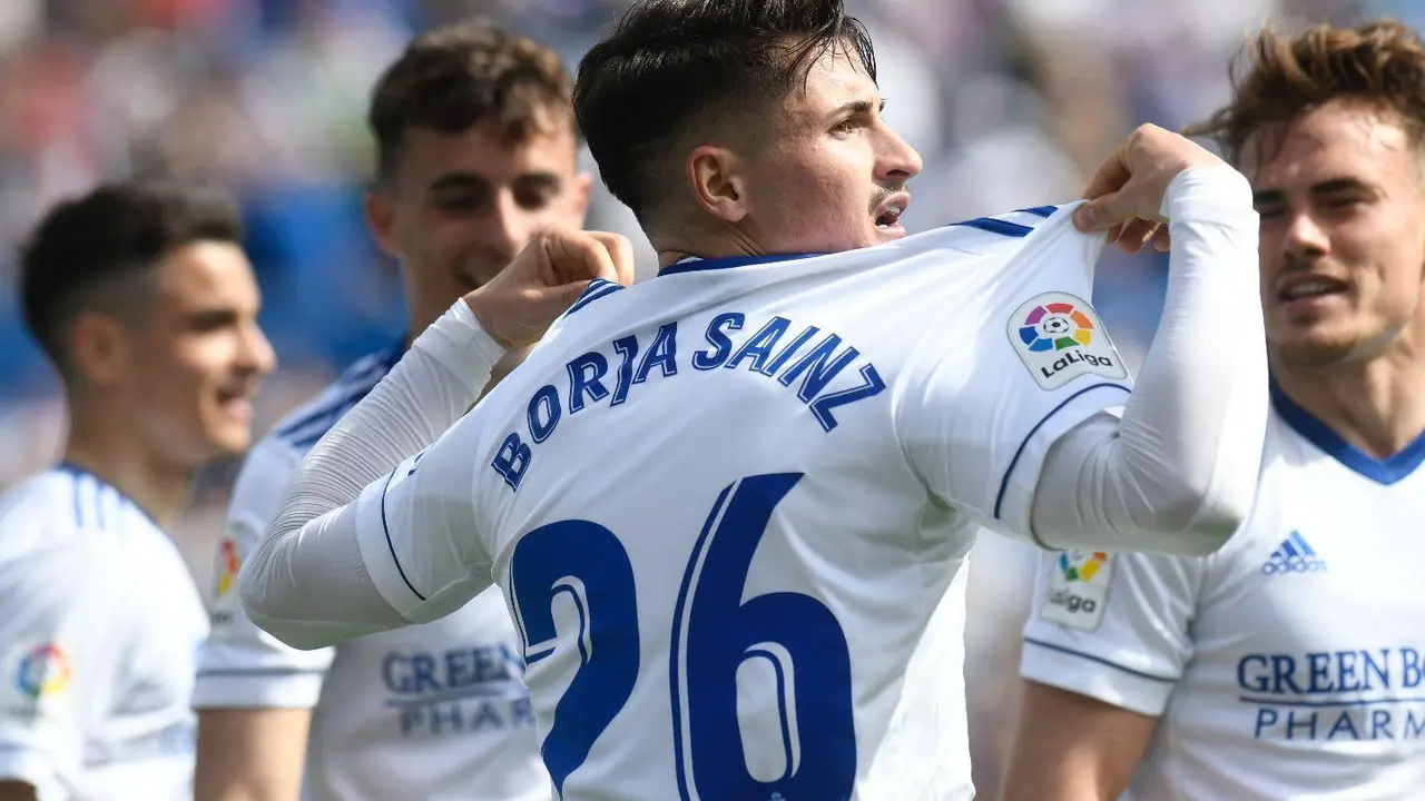 Borja Sainz celebra el gol de la victoria ante el Girona, el tanto m&aacute;s bonito del curso | Foto: Real Zaragoza
