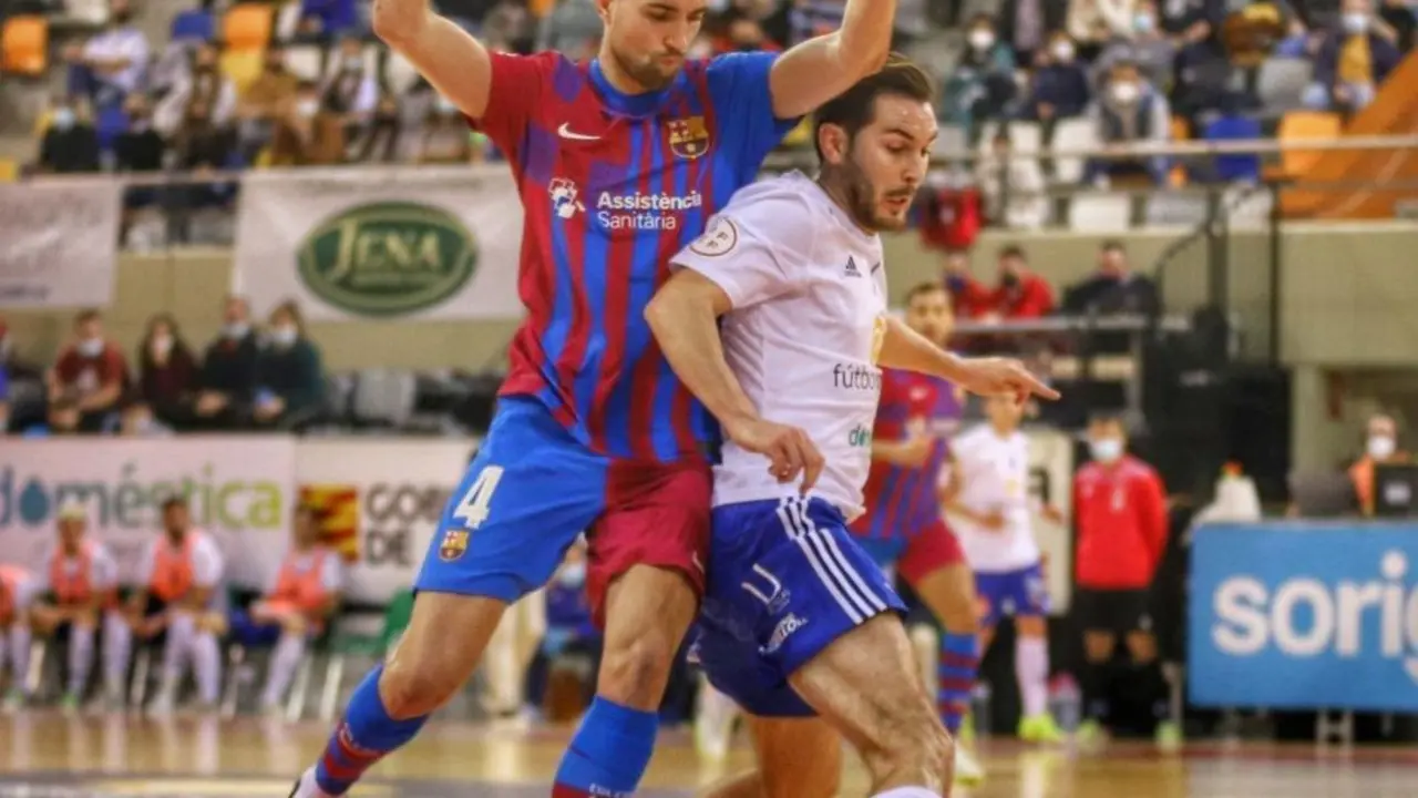 Javi Alonso, quien ya no est&aacute; en el club, en el partido de la primera vuelta | Foto: Jorge Vicioso