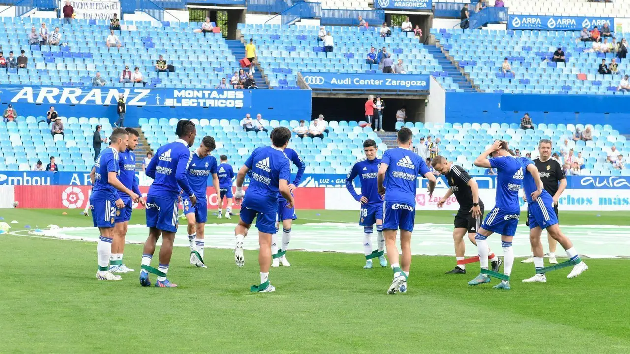 El Real Zaragoza pierde ante el Alcorc&oacute;n | Foto: RZ