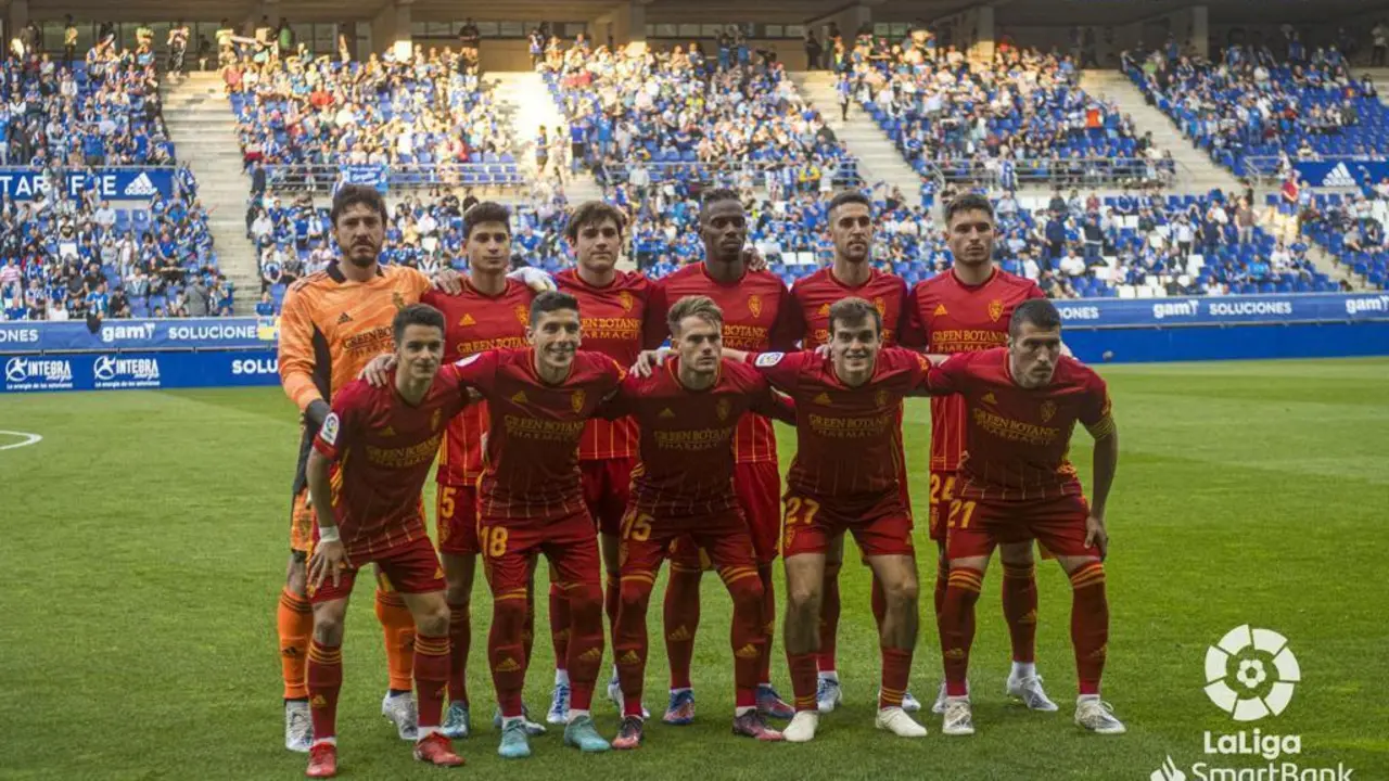 El once del Real Zaragoza en el Carlos Tartiere | Foto: La Liga