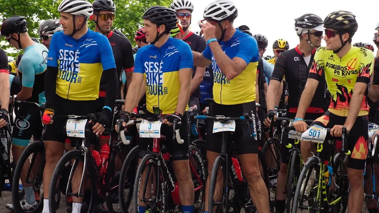 Quienes fueron grandes en este deporte vistieron maillots con los colores de la bandera de Ucrania. Foto: Cedida
