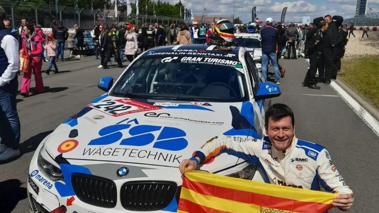 Guillermo Aso, primer aragon&eacute;s en acabar el desaf&iacute;o de las 24 horas de N&uuml;rburgring. Foto: Cedida