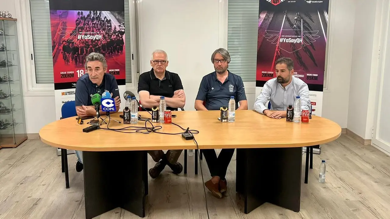 De derecha a izquierda Aitor Jim&eacute;nez, Quique Ascaso, Xavier Bartrol&iacute; y Fernando Escart&iacute;n. Foto: Cedida