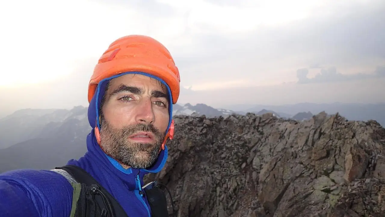 Jonatan Garc&iacute;a, en la imagen, durante una de sus `trepadas' por el Valle de Benasque. Foto: J.G.
