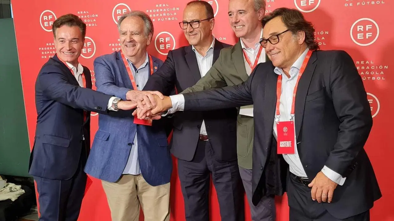 V&iacute;ctor Serrano, &Oacute;scar Fle, Felipe Faci, Jorge Azc&oacute;n y Ra&uacute;l Sanlleh&iacute; | Foto: Gobierno de Arag&oacute;n