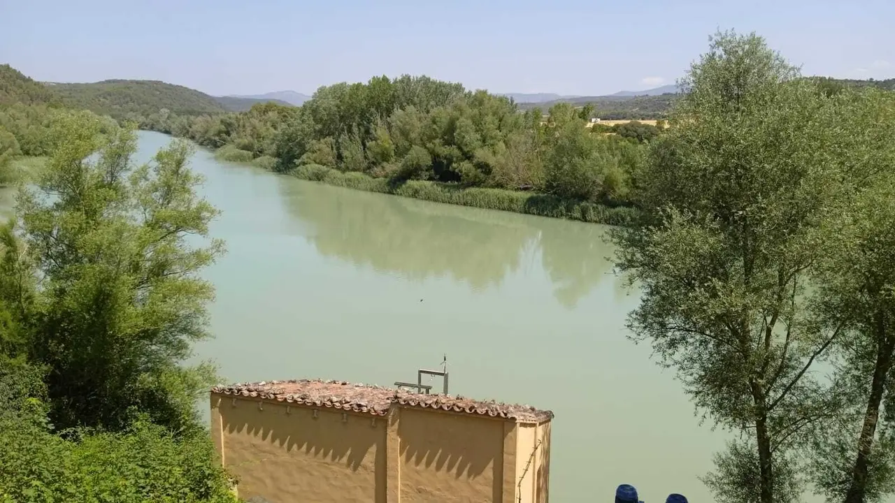 Embarcadero de Ardisa que este s&aacute;bado ser&aacute; escenario de Sup Race. Foto: Cinco Villas