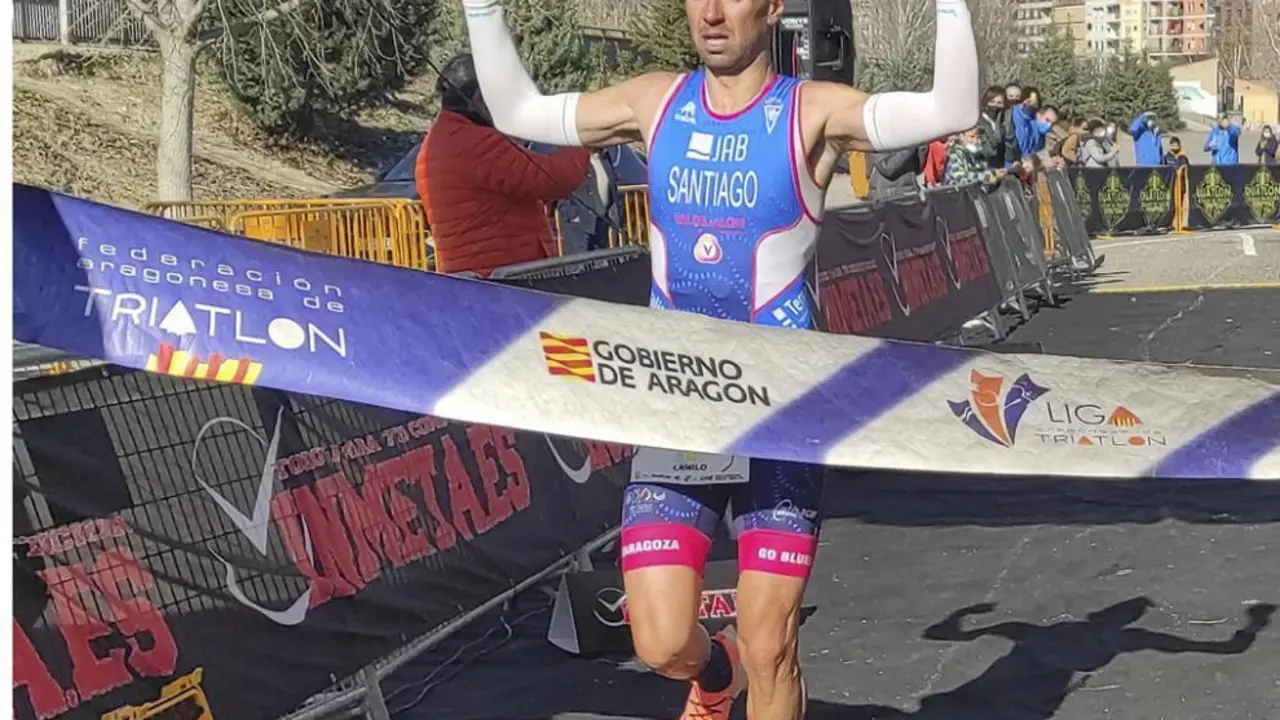 Camilo Santiago, en la imagen, lidera el ranking del duatl&oacute;n nacional. Foto: Fatri