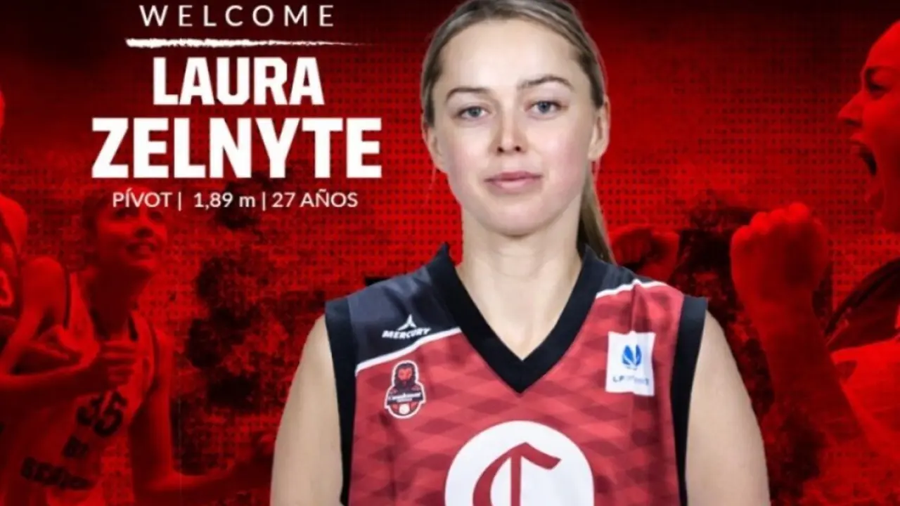 Cartel de Casademont Zaragoza para la llegada de Laura Zelnyte