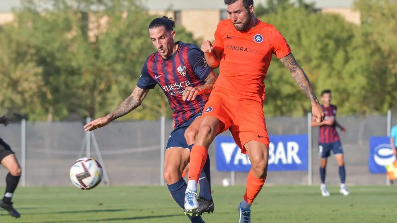 Marc Mateu en el amistoso disputado ante el Andorra en verano | Foto: SD Huesca