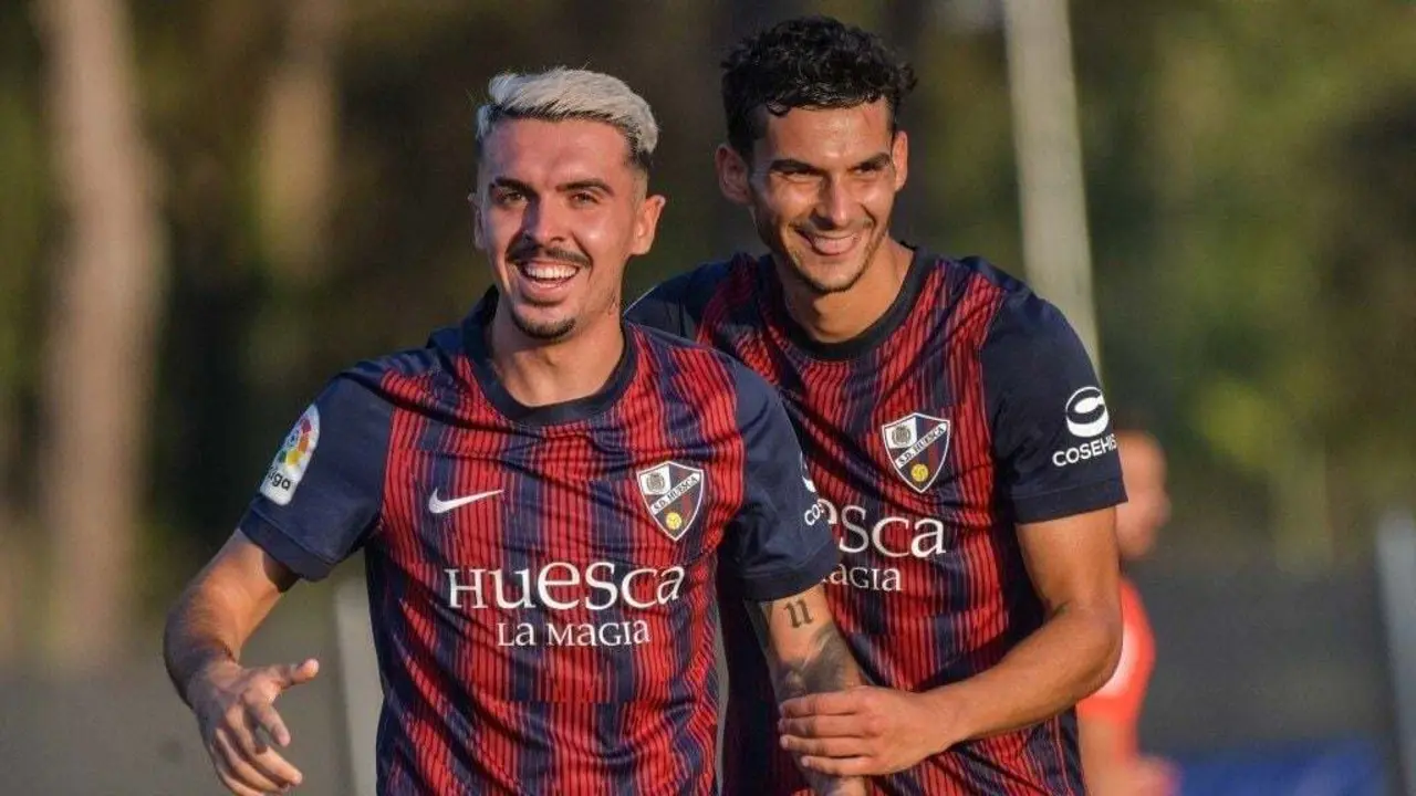 Joaqu&iacute;n y Florian, en la imagen, junto a Escriche fueron los goleadores de la SD Huesca en el amistoso contra el Andorra. Foto: SD Huesca