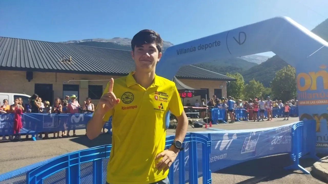 Sergio del Barrio, en la Fuente del Paco de Villan&uacute;a. Foto: Sportaragon.com