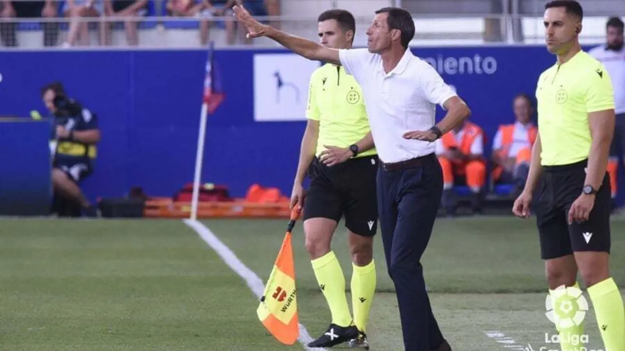 Imagen de Ziganda en El Alcoraz, durante el partido contra el Cartagena. Foto: LaLiga