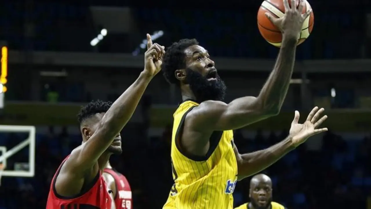 Howard Sant-Roos, en un partido europeo | Foto: FIBA