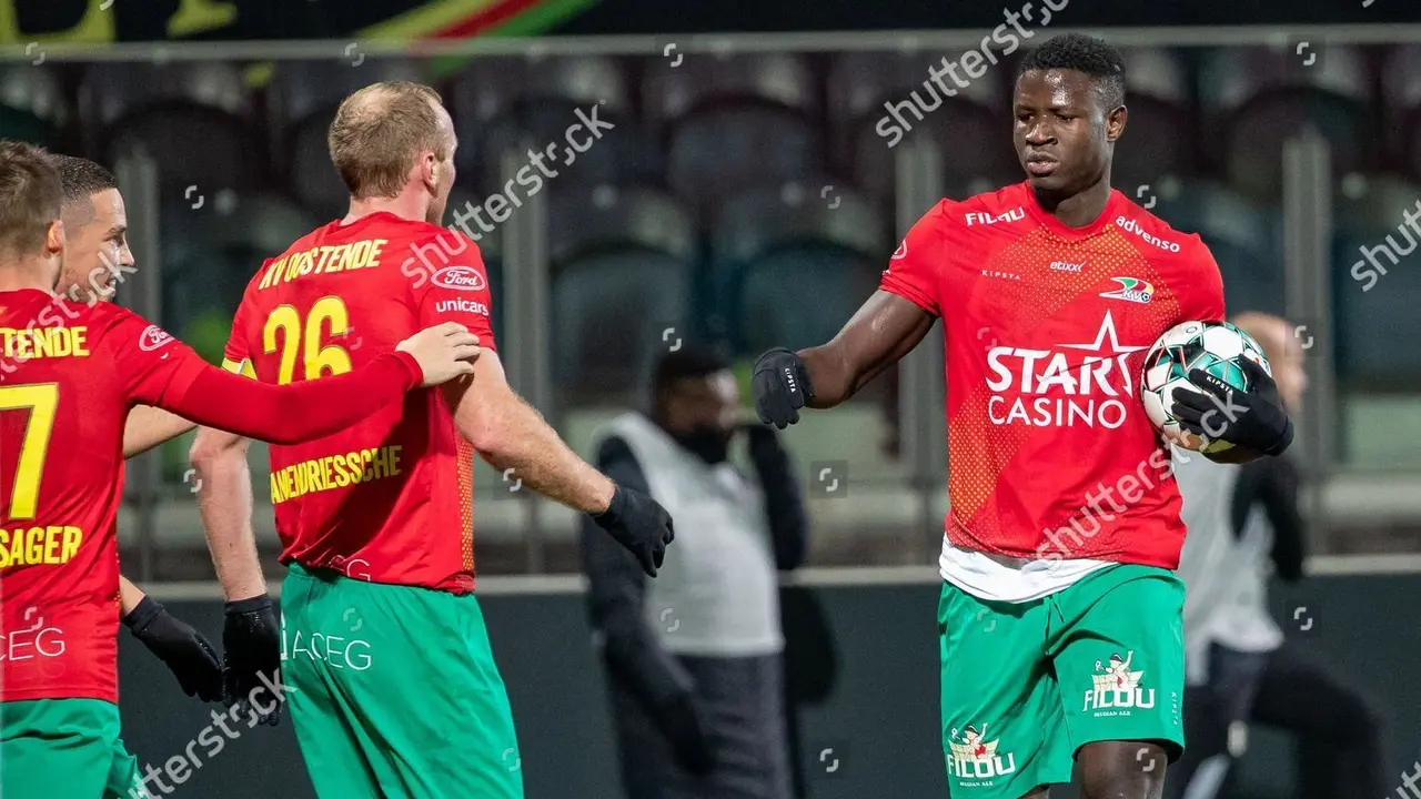 Makhtar Gueye est&aacute; a un paso del Real Zaragoza | Foto: Shutterstock 