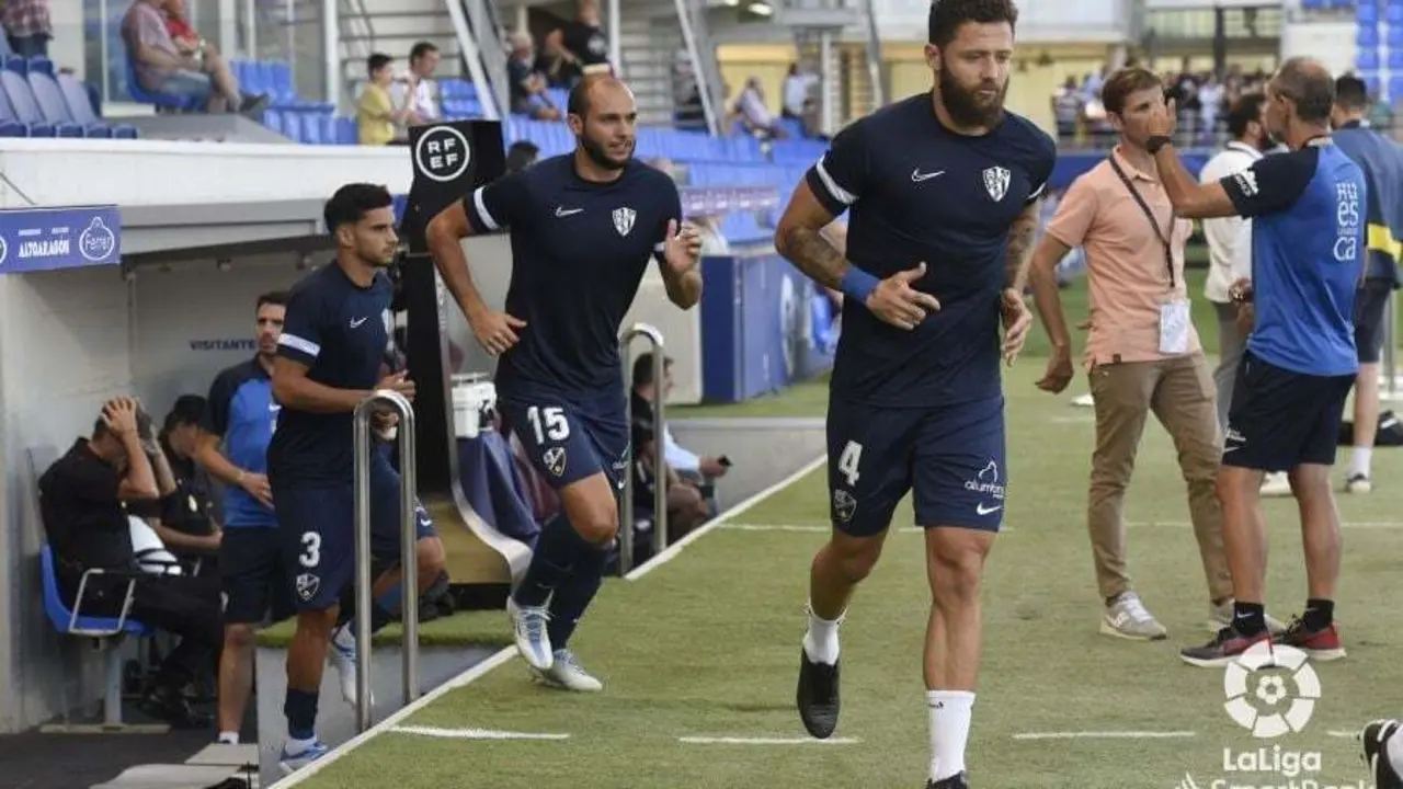 Blasco y Timor, enuna imagen cuando saltaron al campo para jugar contra el Ibiza | LaLiga