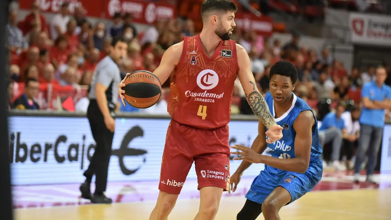 Santi Yusta en el debut del Casademont en el Pr&iacute;ncipe Felipe ante el Fuenlabrada