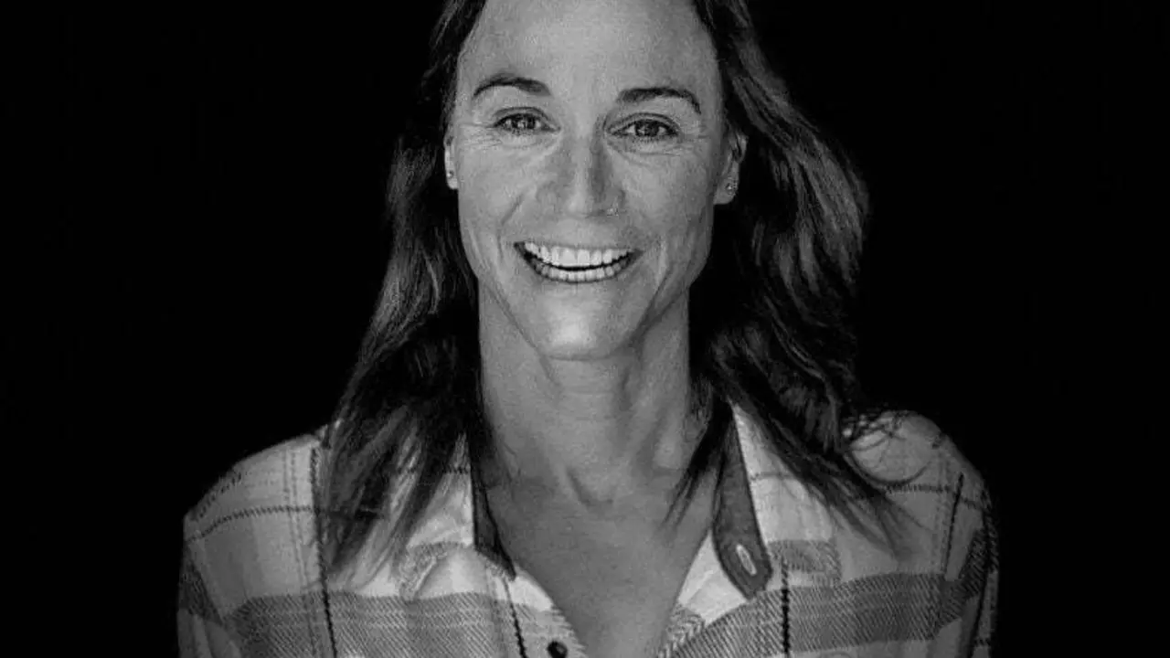 Hilaree Nelson, capitana de The North Face, fallecida a causa de un alud en el Manaslu. 