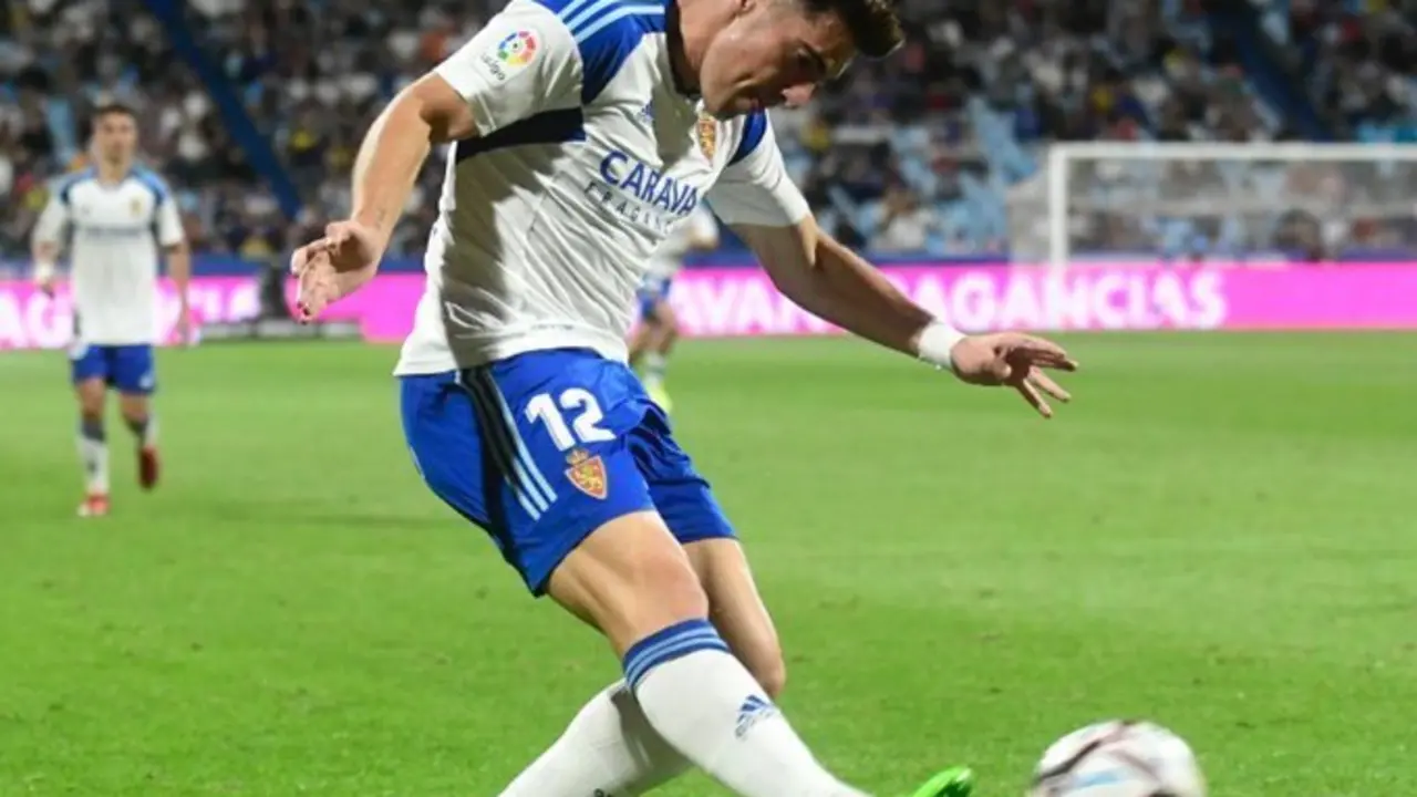 Gaizka Larrazabal no acert&oacute; con el centro ante el Eibar | Foto: RZ