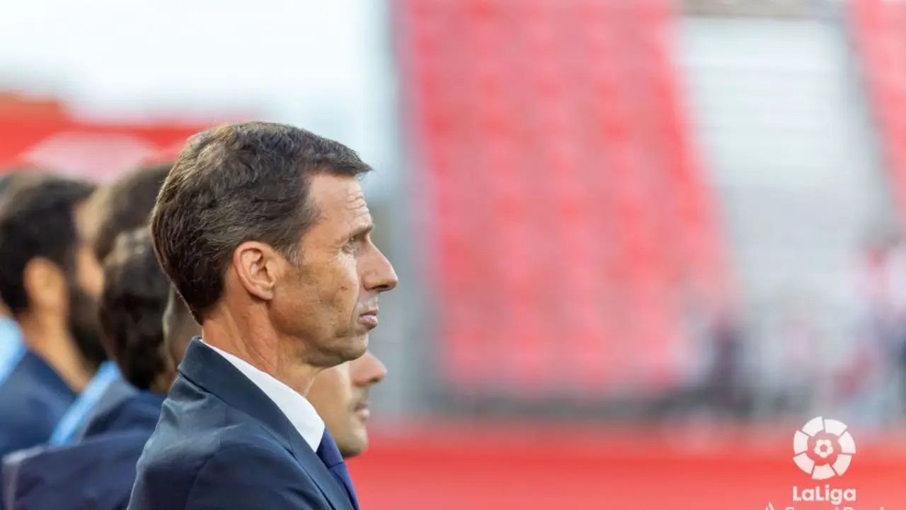 Cuco Ziganda, en la imagen contra el Mirand&eacute;s, ya avis&oacute; del f&uacute;tbol del colista. Foto: LaLiga