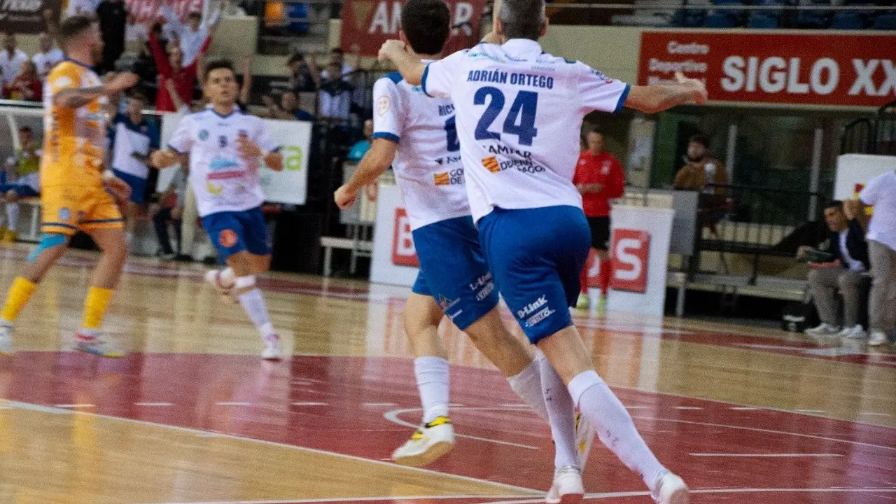 SALA 10 VS BENAVENTE