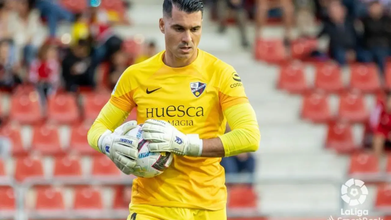 Andr&eacute;s Fern&aacute;ndez es, en este momento, el principal guardi&aacute;n de la porter&iacute;a de la SD Huesca. Foto: LaLiga