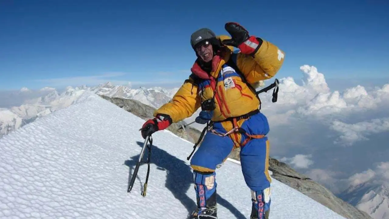 Oscar Cadiach, en la cima del Dhaulagiri, en 2012. Foto: Cedida